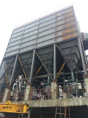 山西呂梁20t/h鍋爐袋式除塵器驗收 技術(shù)指標(biāo)達到環(huán)保要求 山西呂梁20t/h鍋爐袋式除塵器驗收 技術(shù)指標(biāo)達到環(huán)保要求