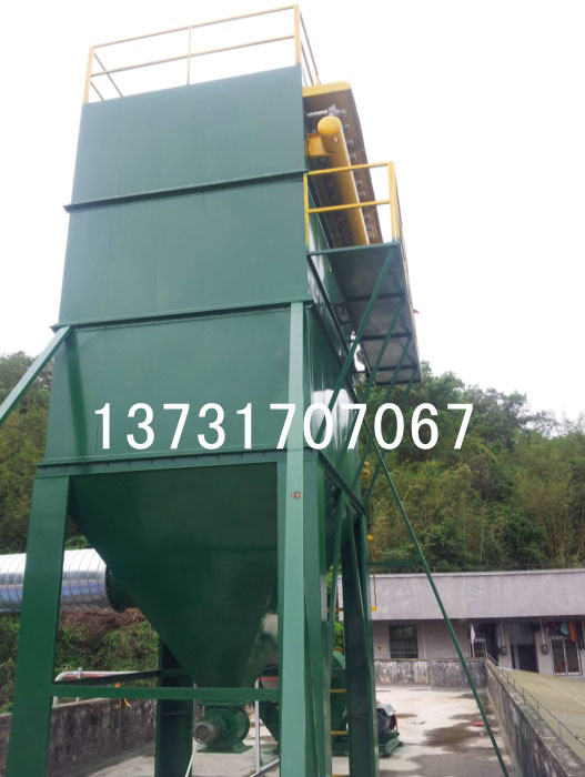 廊坊永清縣玻璃珠廠王經(jīng)理定購的MC-120布袋除塵器已發(fā)貨 廊坊永清縣玻璃珠廠王經(jīng)理定購的MC-120布袋除塵器已發(fā)貨